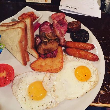 James Joyce The Irish Pub